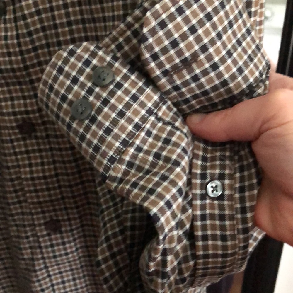 Like new long sleeve checkered button down shirt for men 16-16.5 neck - Picture 3 of 5